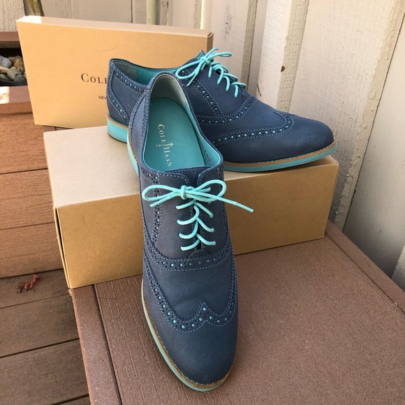 Women’s Cole Haan Shoes - Picture 2 of 9